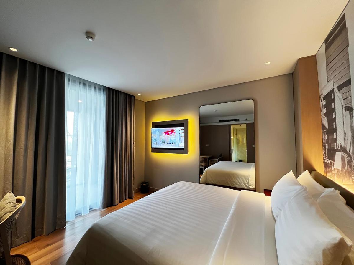 Ra Suites Simatupang Jakarta Extérieur photo