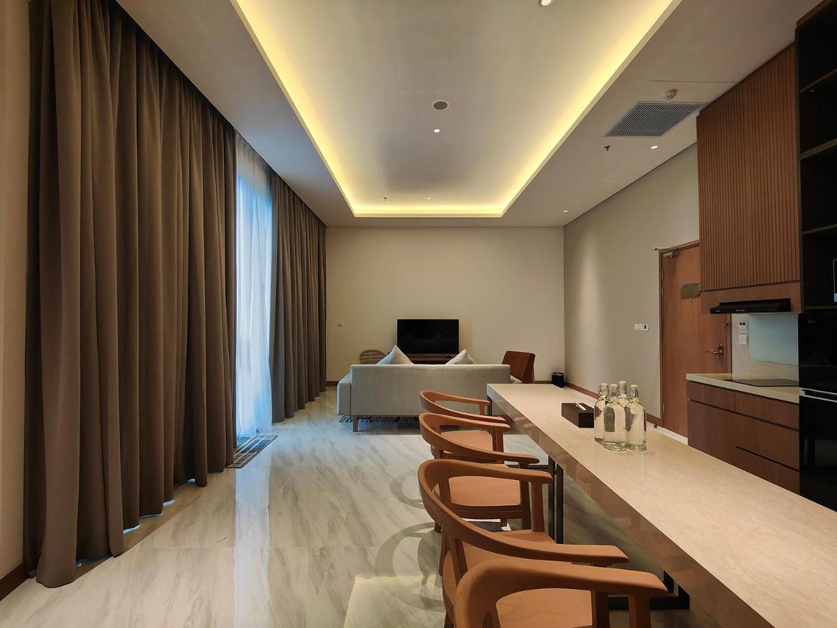 Ra Suites Simatupang Jakarta Extérieur photo